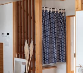 自然素材のカーテンと布雑貨の通販サイト「KURASIKU-クラシク-」【1万