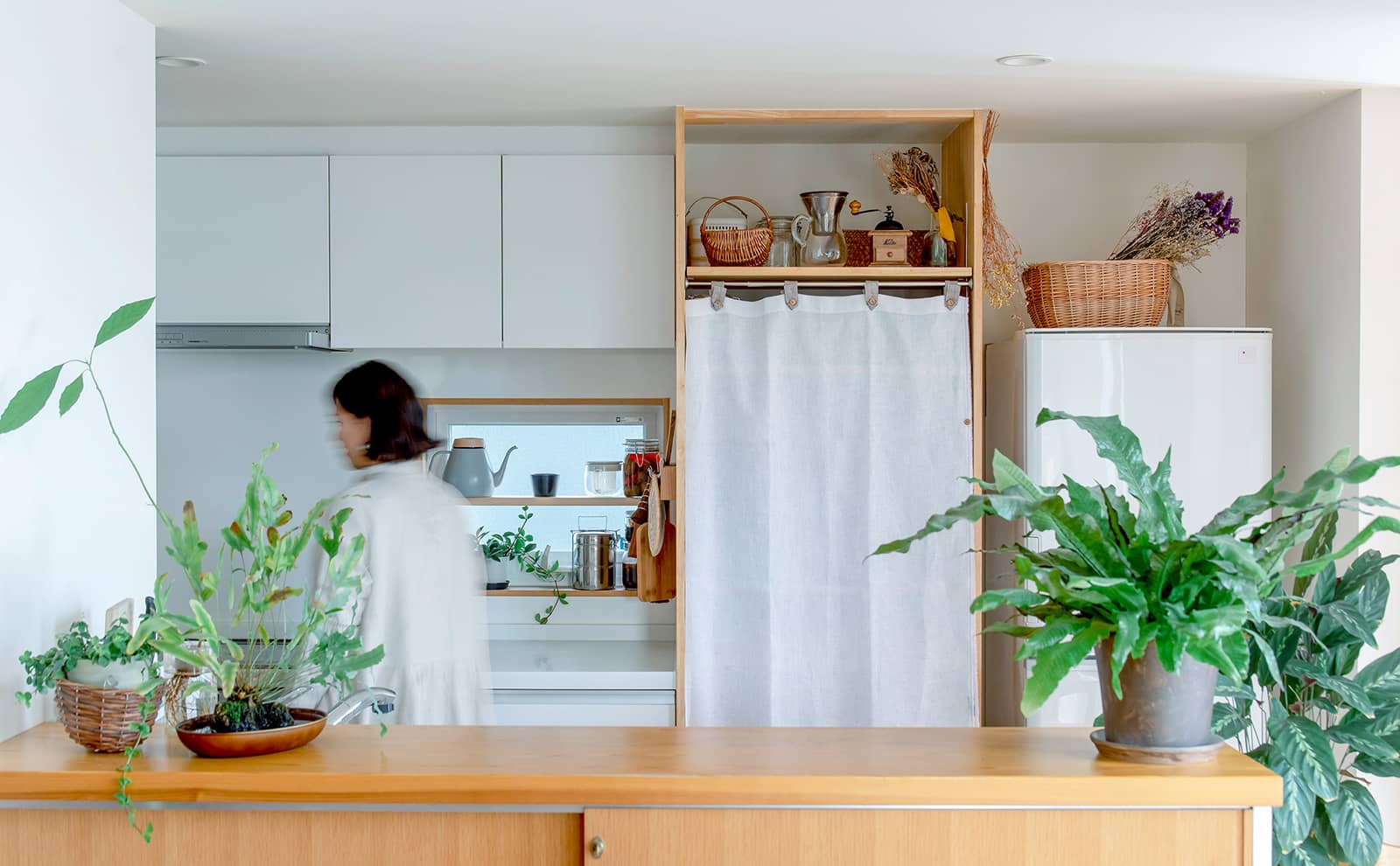 自然素材のカーテンと布雑貨の通販サイト「KURASIKU-クラシク-」【1万